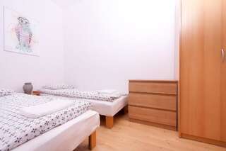 Отели типа «постель и завтрак» Villa Rosa Строне-Слёнске Апартаменты с 2 спальнями-3